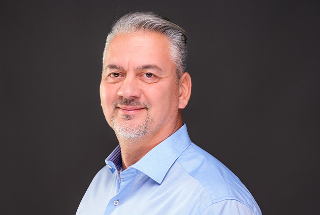 <p>Ulf L&ouml;sche</p>